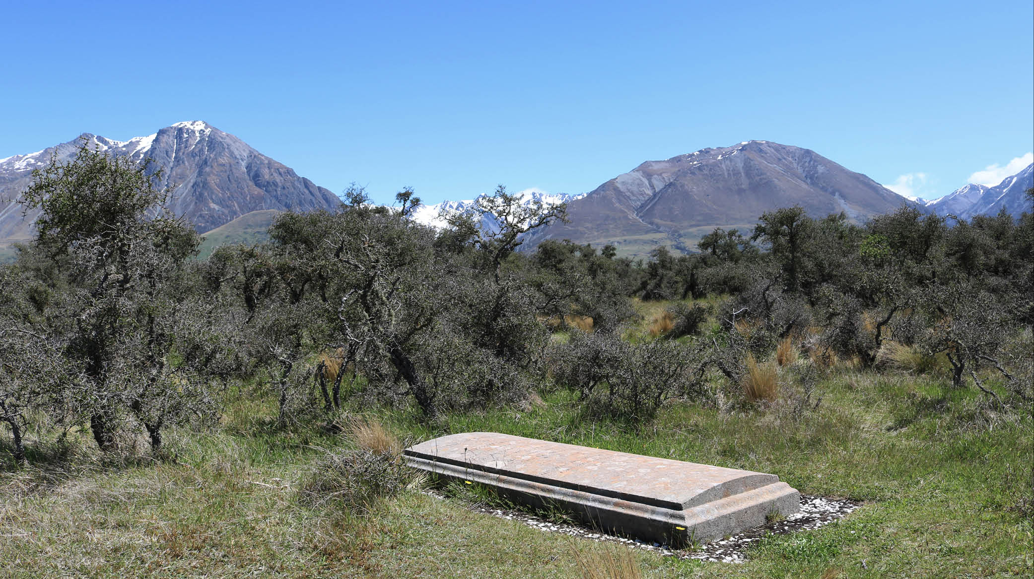 Dr Hargraves grave at Mesopotamia