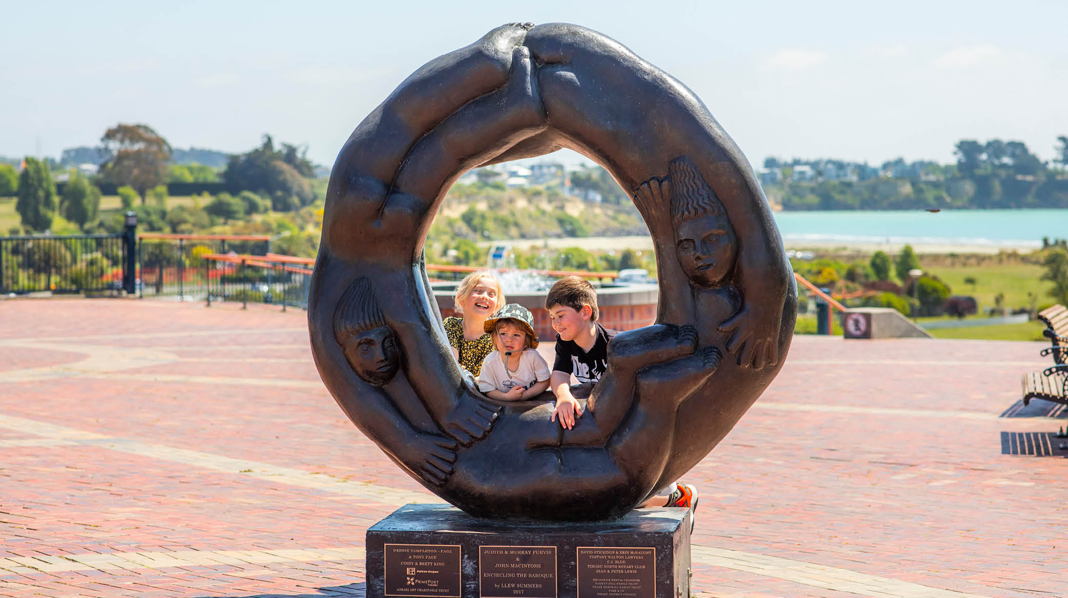 Donut statue